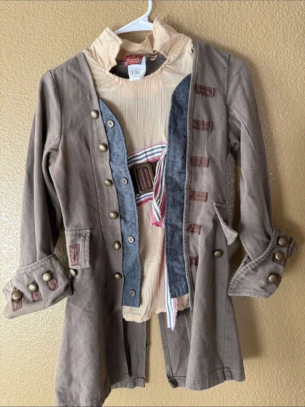 Y2K Vintage DisneyStore Captain Jack Sparrow Costume